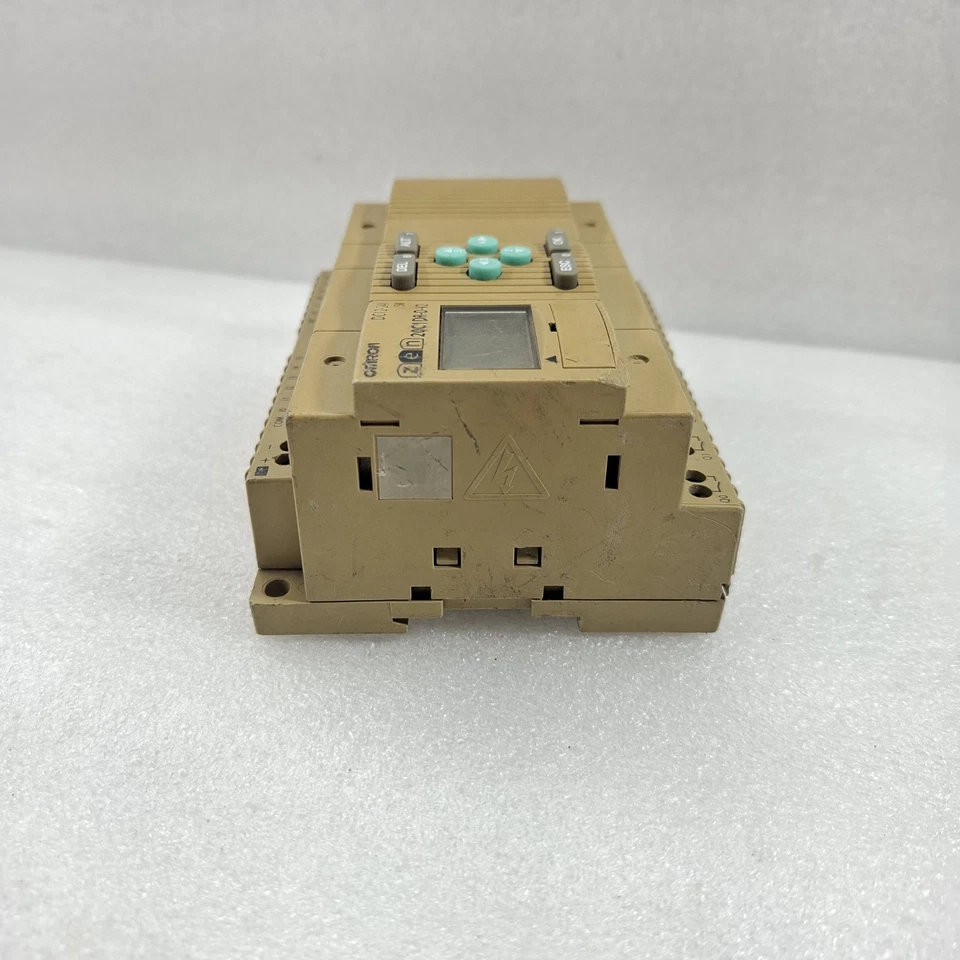 OMRON ZEN-20C1DR-D-V2 PROGRAMMABLE RELAY DC12-24V